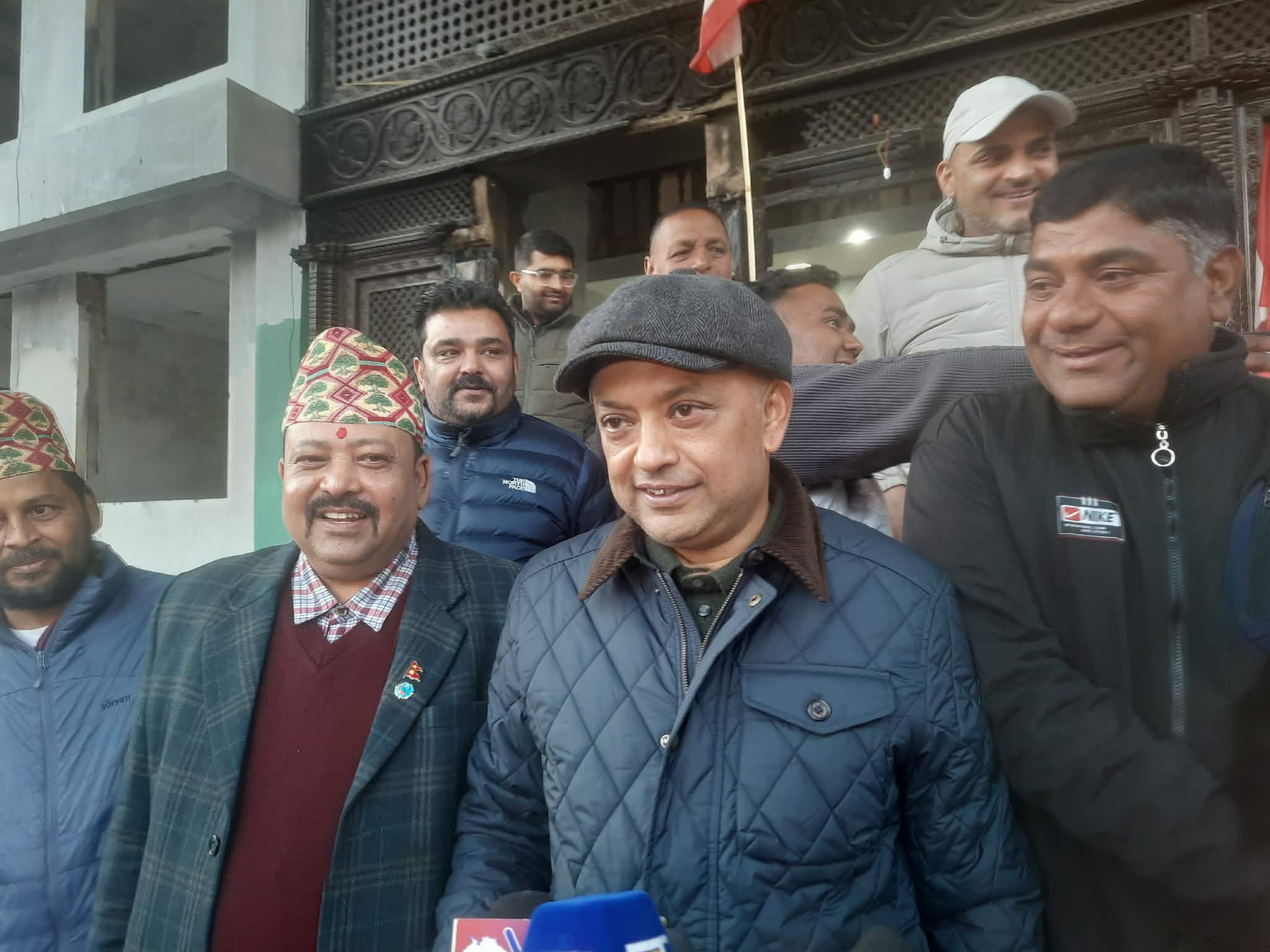 १५ औँ महाधिवेशन छलछाम गरियो भने परिणाम ठीक नहुने गगन थापाको चेतावनी