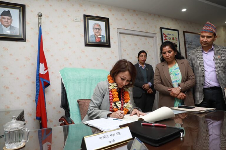 महिलामन्त्री श्रेष्ठद्वारा ‘राष्ट्रिय लैङ्गिक परिक्षण कार्यविधि’ को परिमार्जित मस्यौदा स्वीकृत गर्ने निर्णय