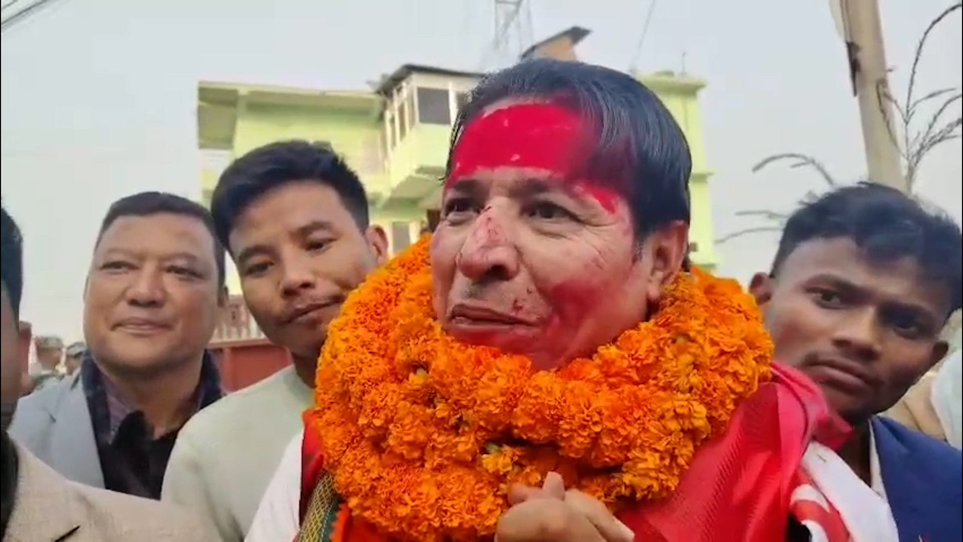 ऋषि धमला पनि दिए उम्मेदवारी