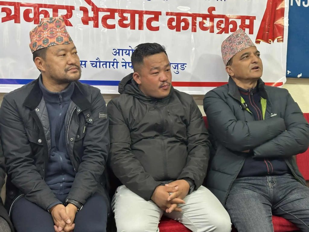 एमालेले संसद पुनःस्थापना र निर्वाचनलाई एकसाथ उपयोग गर्ने उपमहासचिव भट्टराईको भनाई