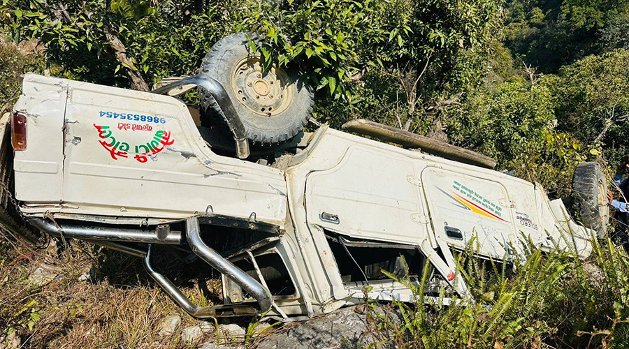 डोटी जिप दुर्घटनामा ४ जना घाइते